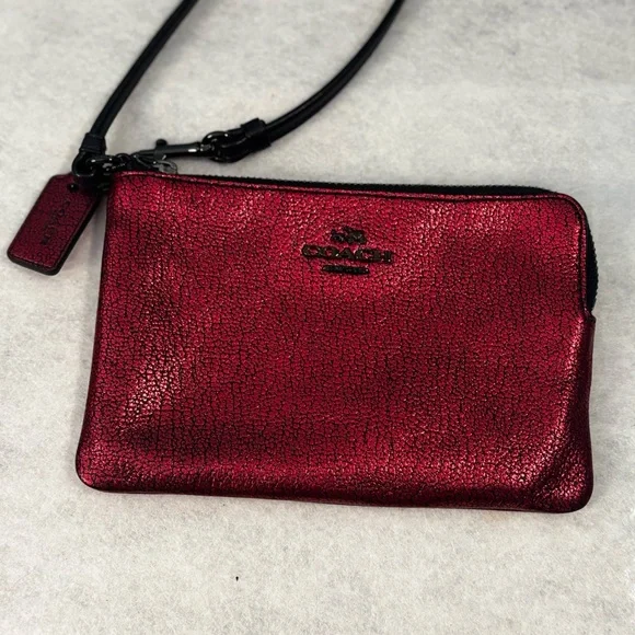 Coach Red Metallic wristlet NWOT - Picture 5 of 7